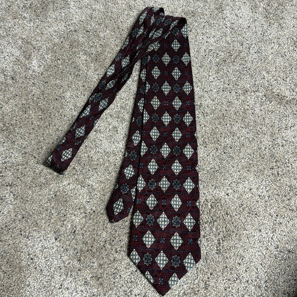 Italian 100% silk tie extra long maroon tie - Picture 1 of 1